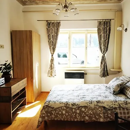 Michal アパート *